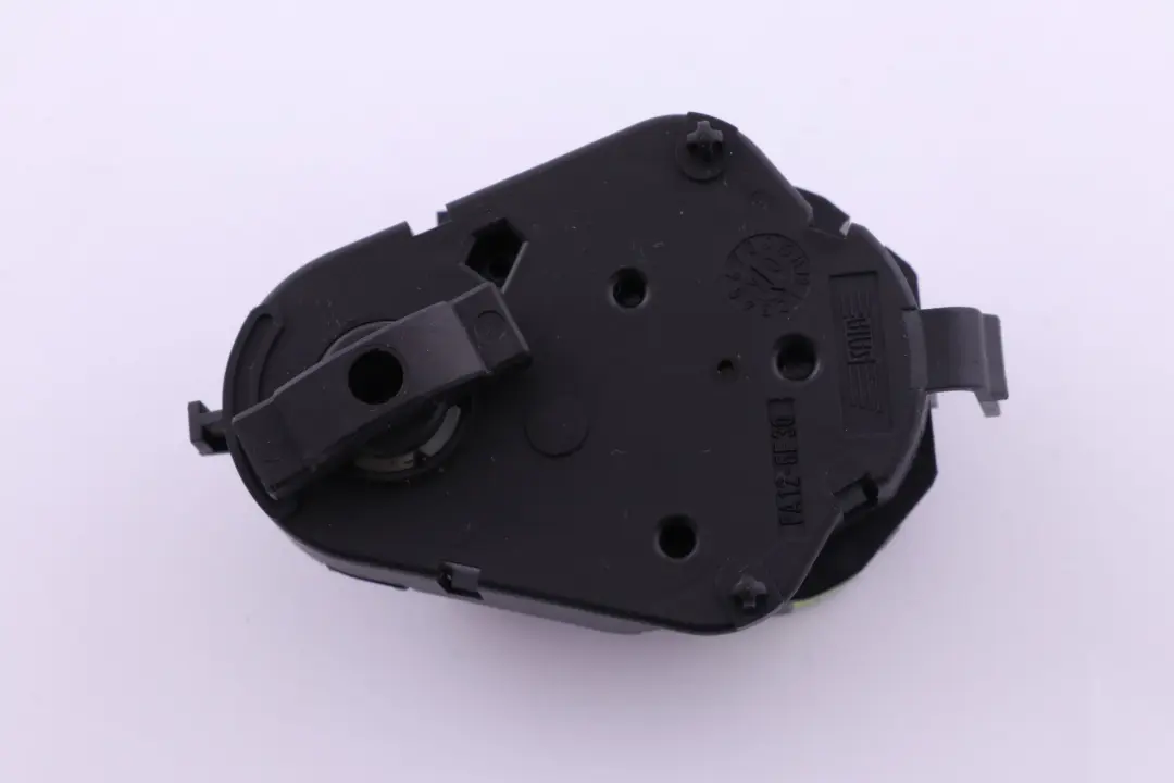 BMW 5 6 Series E60 E61 E63 E64 Fresh Air Right Recirculation Positioning Drive - SKU 6942986 - Part number 6942986