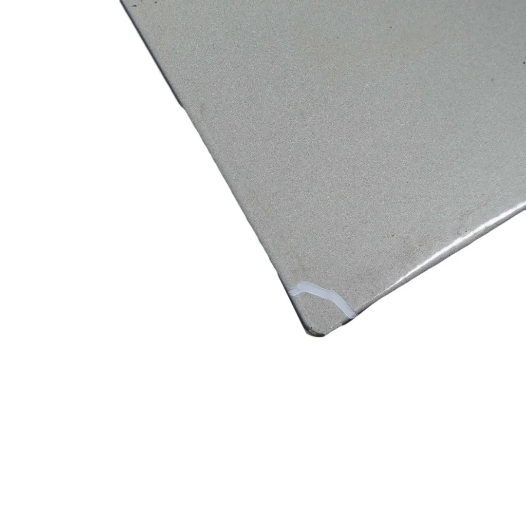 Puerta Delantera Derecha Arktis Arctic Metallic - A34 para BMW E90 E91 1 con número de pieza 7203644 BMW E90 E91 1 Puerta Delantera Derecha Arktis Arctic Metallic - A34 - SKU 7203644-AM1 - Número de pieza 7203644