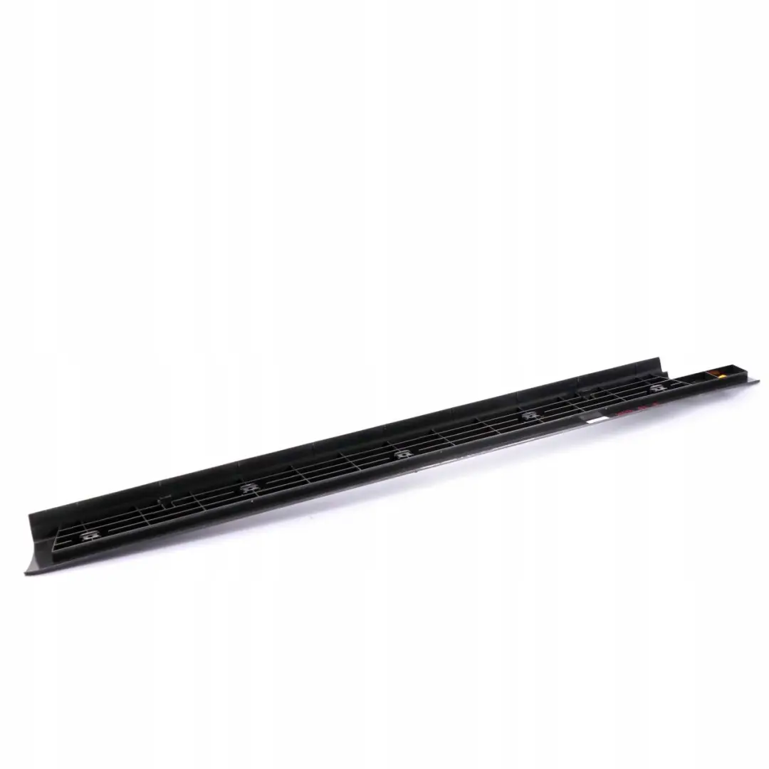 Mercedes W414 Porta posteriore sinistra Porta scorrevole Ingresso Ledge Trim - SKU A4146860174 - Numero di parte A4146860174