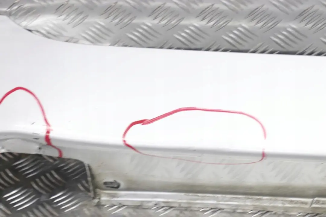 BMW E60 E61 4 Puerta Sill Side Cover Faldon Derecho O / S Titansilber Plata 354 - SKU 0150278-TS4 - Número de pieza 0150278