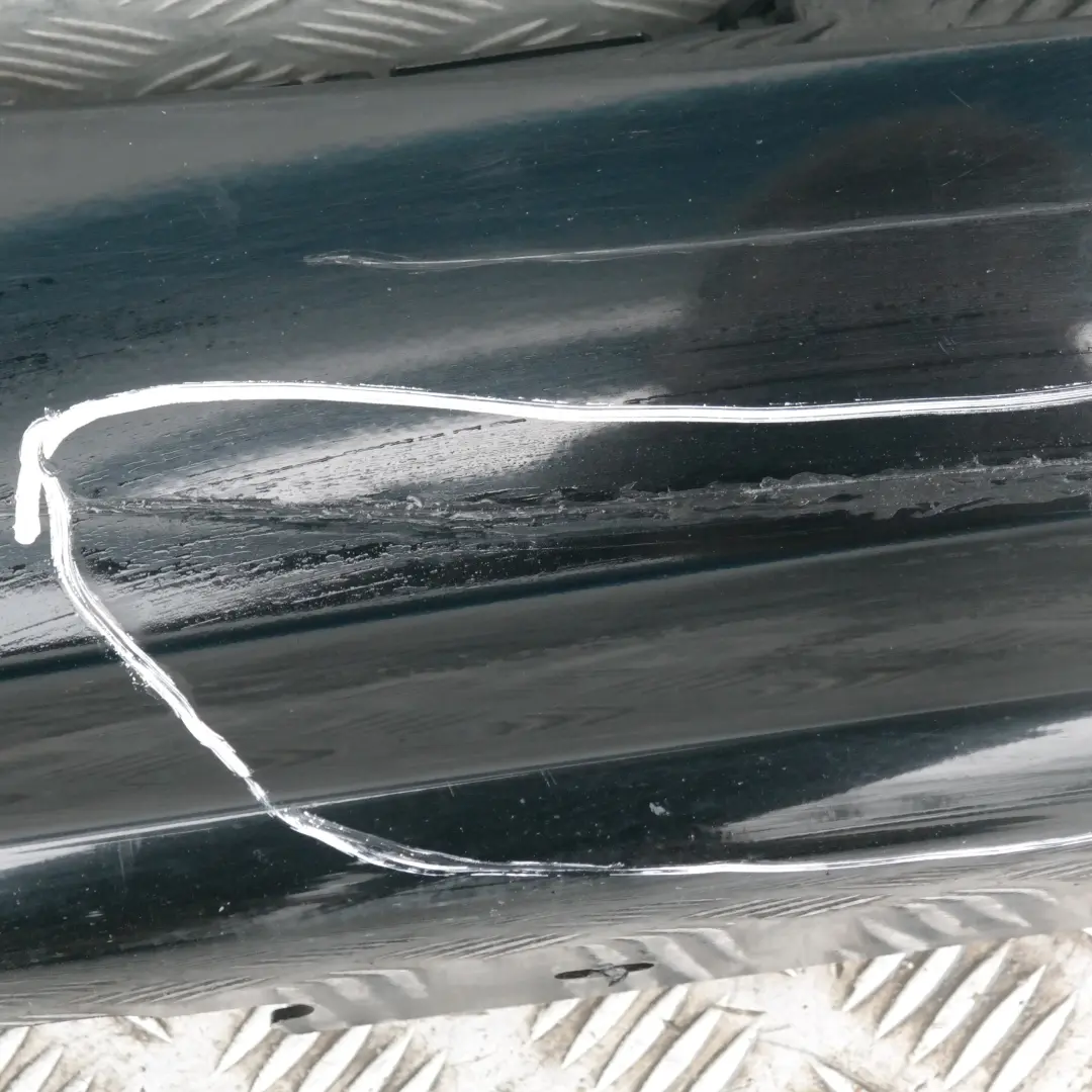 Listón de umbral Faldón lateral derecho Negro 2 Schwarz II - 668 para BMW 13 E87 con número de pieza 32948 BMW 13 E87 Listón de umbral Faldón lateral derecho Negro 2 Schwarz II - 668 - SKU 0032948-SCH13 - Número de pieza 32948