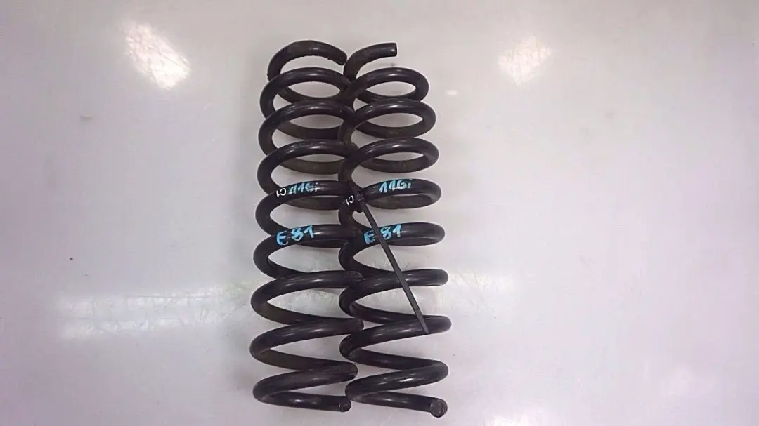 BMW E81 C1 Arriere Gauche Droite Sport Schraubenfedersatz - SKU E81 C1 Rear Coil Spring Set - Numéro de pièce Coil Spring Set