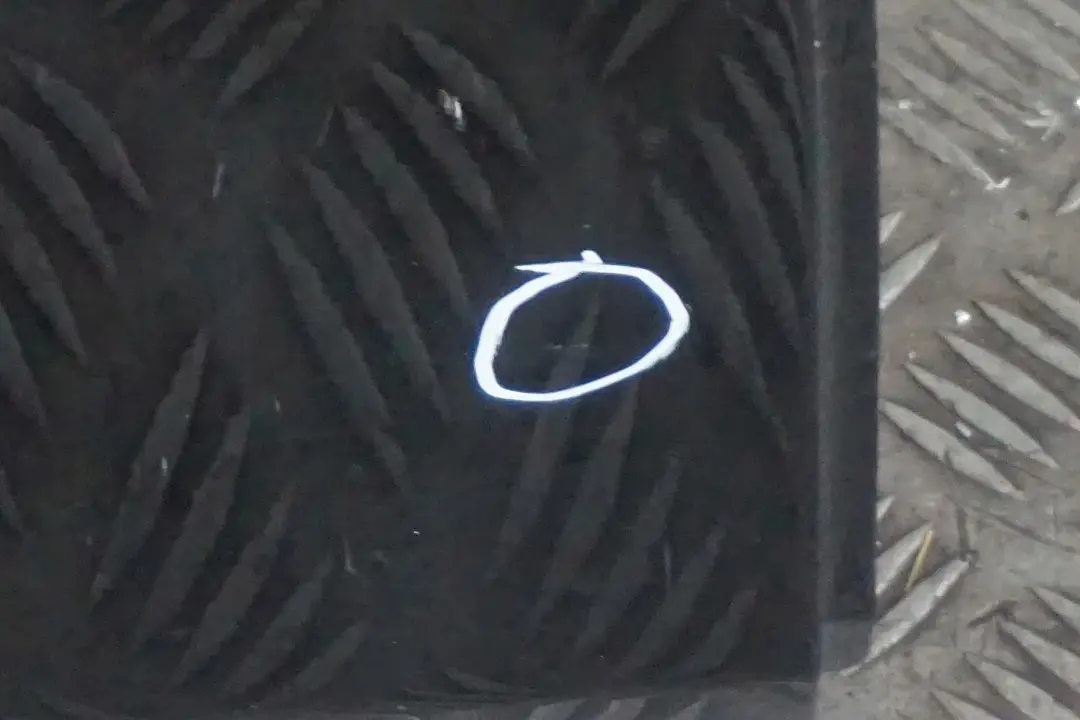 GenuineBMW E60 E60N Puerta Trasera Derecha Negro Schwarz 2 - 668 para con número de pieza 7202342 GenuineBMW E60 E60N Puerta Trasera Derecha Negro Schwarz 2 - 668 - SKU 7202342-SCH - Número de pieza 7202342