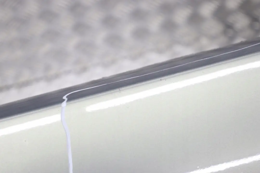 Bumper Arktis Arctic Metallic - A34 to BMW 3 Series E90 Saloon Rear with Part number 0033193 BMW 3 Series E90 Saloon Rear Bumper Arktis Arctic Metallic - A34 - SKU 0033193-AM - Part number 0033193