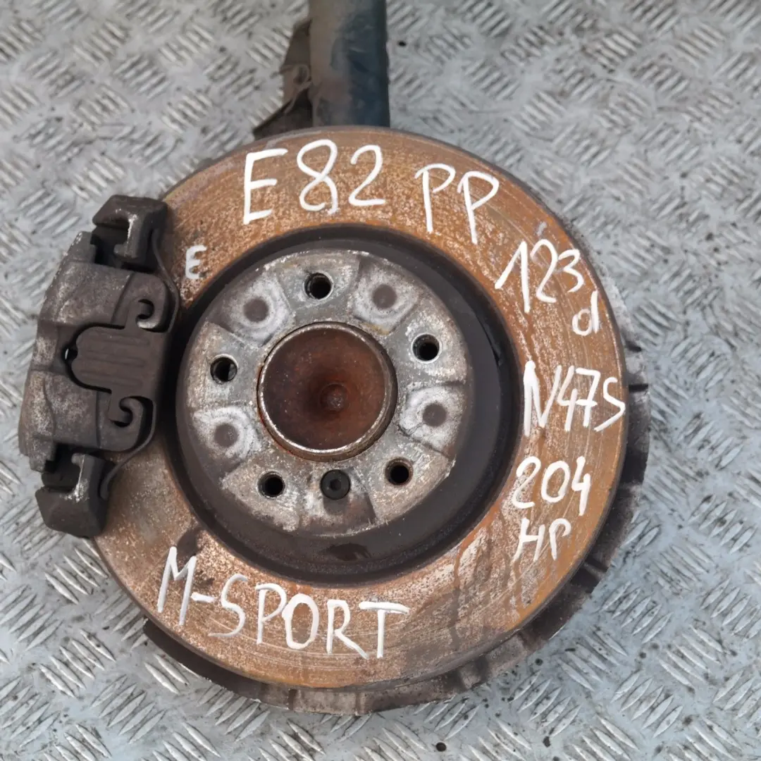 M-SPORT DELANTERO DERECHO PATA SUSPENSIoN EJE FRENO DISCO BUJE SET para BMW E82 con número de pieza 31316782858 BMW E82 M-SPORT DELANTERO DERECHO PATA SUSPENSIoN EJE FRENO DISCO BUJE SET - SKU 6782858-1 - Número de pieza 31316782858