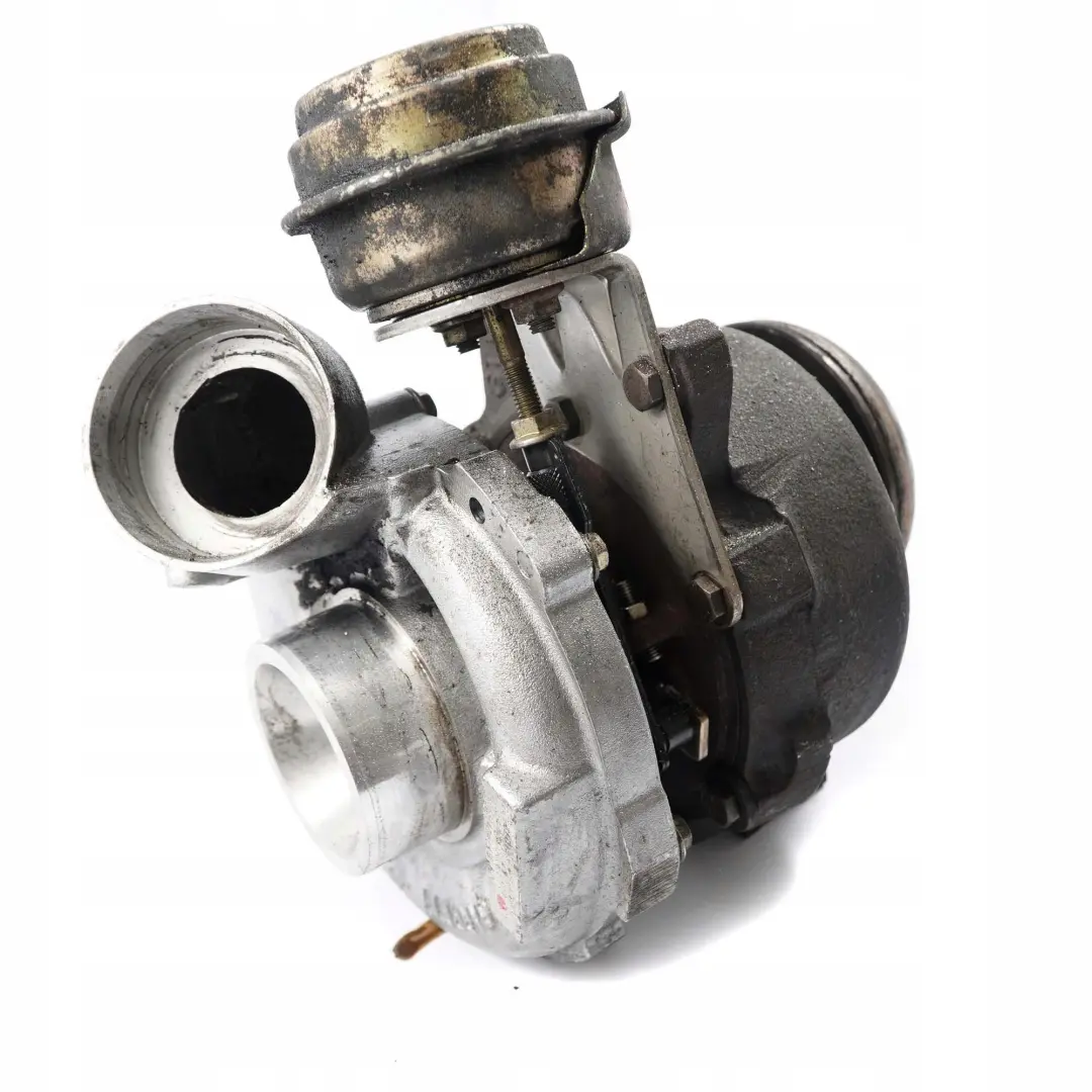 OM611 Turbosprężarka diesel do Mercedes W203 W210 o numerze A6110960999 Mercedes W203 W210 OM611 Turbosprężarka diesel - SKU A6110960999 - Numer Części A6110960999