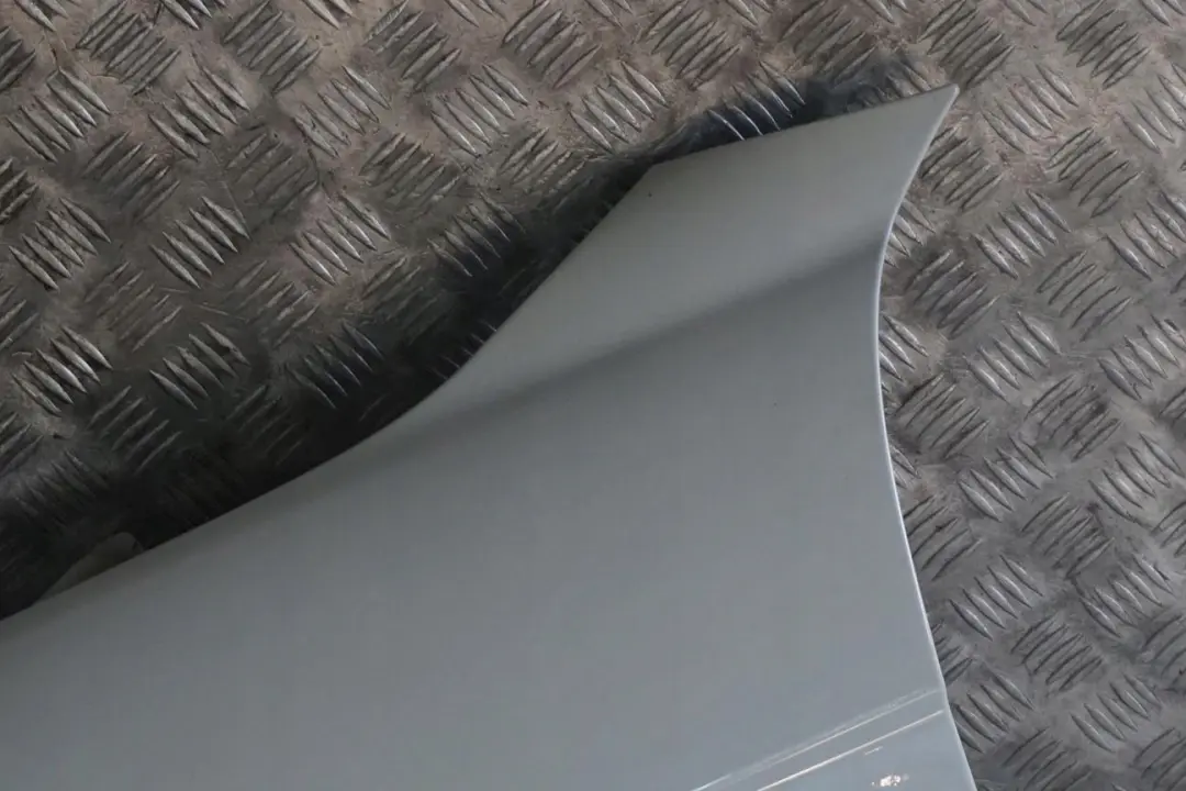 BMW E65 E66 Panel lateral Wing Delantero Izquierdo Alpinweiss Alpine Blanco 300 - SKU 7061661-AW - Número de pieza 7061661