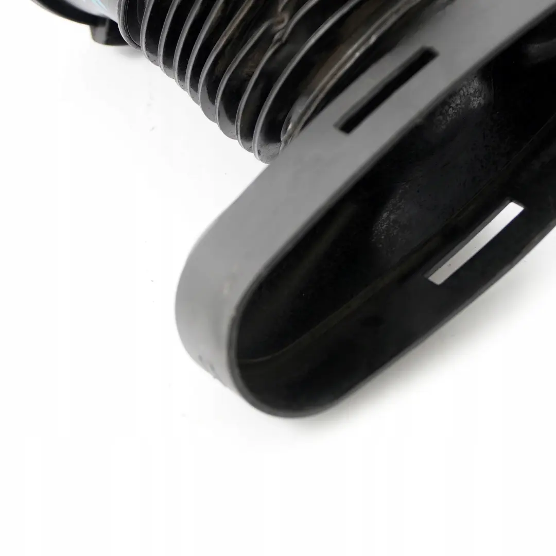 Mercedes-Benz C-Klasse W203 200 230 Kompressor M111 Air Intake Elbow Pipe to with Part number A2035280207 Mercedes-Benz C-Klasse W203 200 230 Kompressor M111 Air Intake Elbow Pipe - SKU A2035280207 - Part number A2035280207