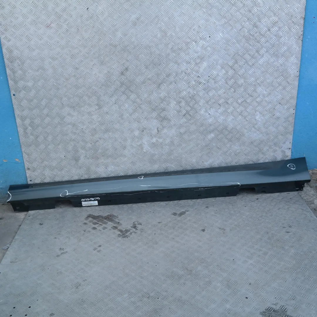 Bas de Porte Peint A Gauche Tasman Metallique - A81 pour BMW E90 E91 LCI à propos du numéro de pièce 37059 BMW E90 E91 LCI Bas de Porte Peint A Gauche Tasman Metallique - A81 - SKU 0037059-TAS - Numéro de pièce 37059