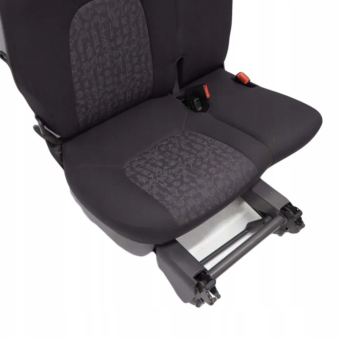 Kanapa Siedzenie Fotel Prawy Tył Tylna Materiał do Mercedes W168 o numerze A1689207806 Mercedes W168 Kanapa Siedzenie Fotel Prawy Tył Tylna Materiał - SKU A1689207806 - Numer Części A1689207806