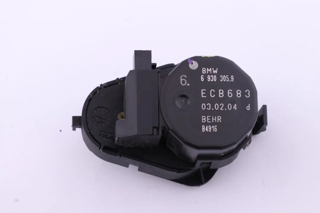 Actuator Air Distribution Flap Matrix Heater to BMW 5 6 Series E60 E61 E63 E64 with Part number 6942990 BMW 5 6 Series E60 E61 E63 E64 Actuator Air Distribution Flap Matrix Heater - SKU rhd-6942990 - Part number 6942990