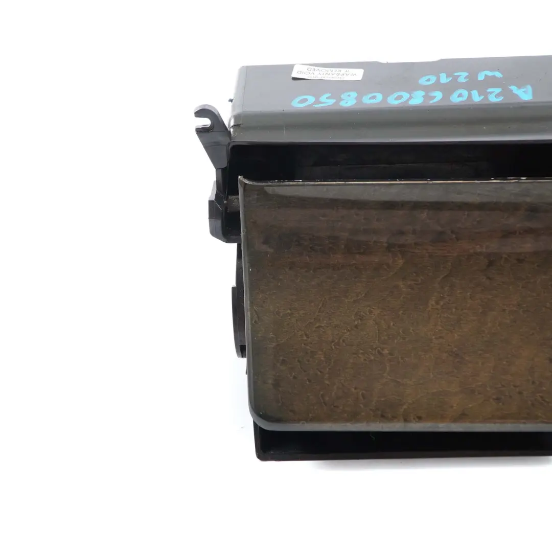 Mercedes-Benz W210 Console Centrale Porte-Boissons Cendrier pour à propos du numéro de pièce A2106800850 Mercedes-Benz W210 Console Centrale Porte-Boissons Cendrier - SKU A2106800850 - Numéro de pièce A2106800850