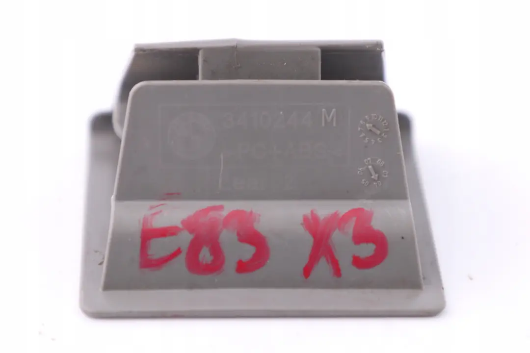 Osłona zaślepka isofix kanapa 3410244 do BMW E83 X3 o numerze 3411931 BMW E83 X3 Osłona zaślepka isofix kanapa 3410244 - SKU 3410244-G - Numer Części 3411931