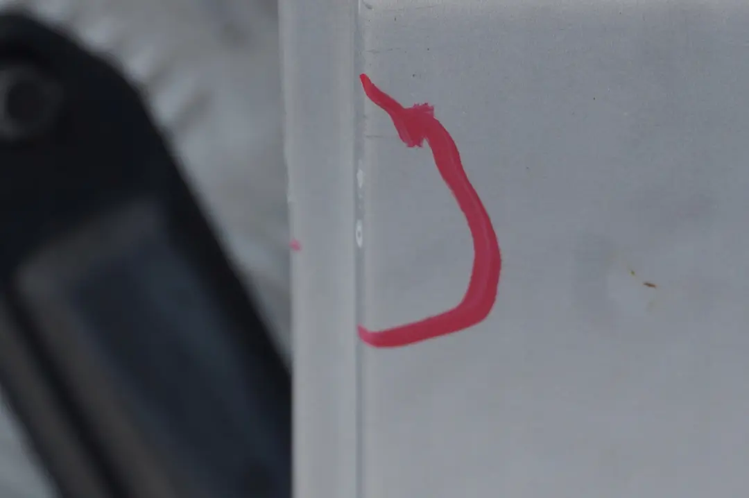 Fahrerseite Tür hinten links Titansilber Silber Metallic - 354 für BMW 3 er E90 LCI mit Teilenummer 7203647 BMW 3 er E90 LCI Fahrerseite Tür hinten links Titansilber Silber Metallic - 354 - SKU 7203647-TS28 - Teilenummer 7203647