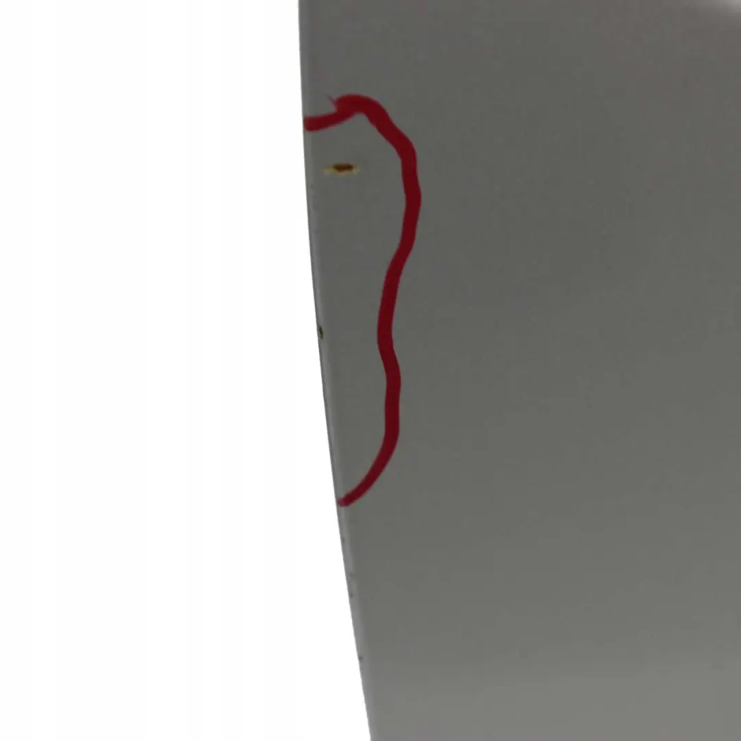 Puerta Delantera Derecha Plata Brillante Metalizado - 744 para Mercedes C W203 CL203 con número de pieza A2037201605 Mercedes C W203 CL203 Puerta Delantera Derecha Plata Brillante Metalizado - 744 - SKU A2037201605-BRS - Número de pieza A2037201605