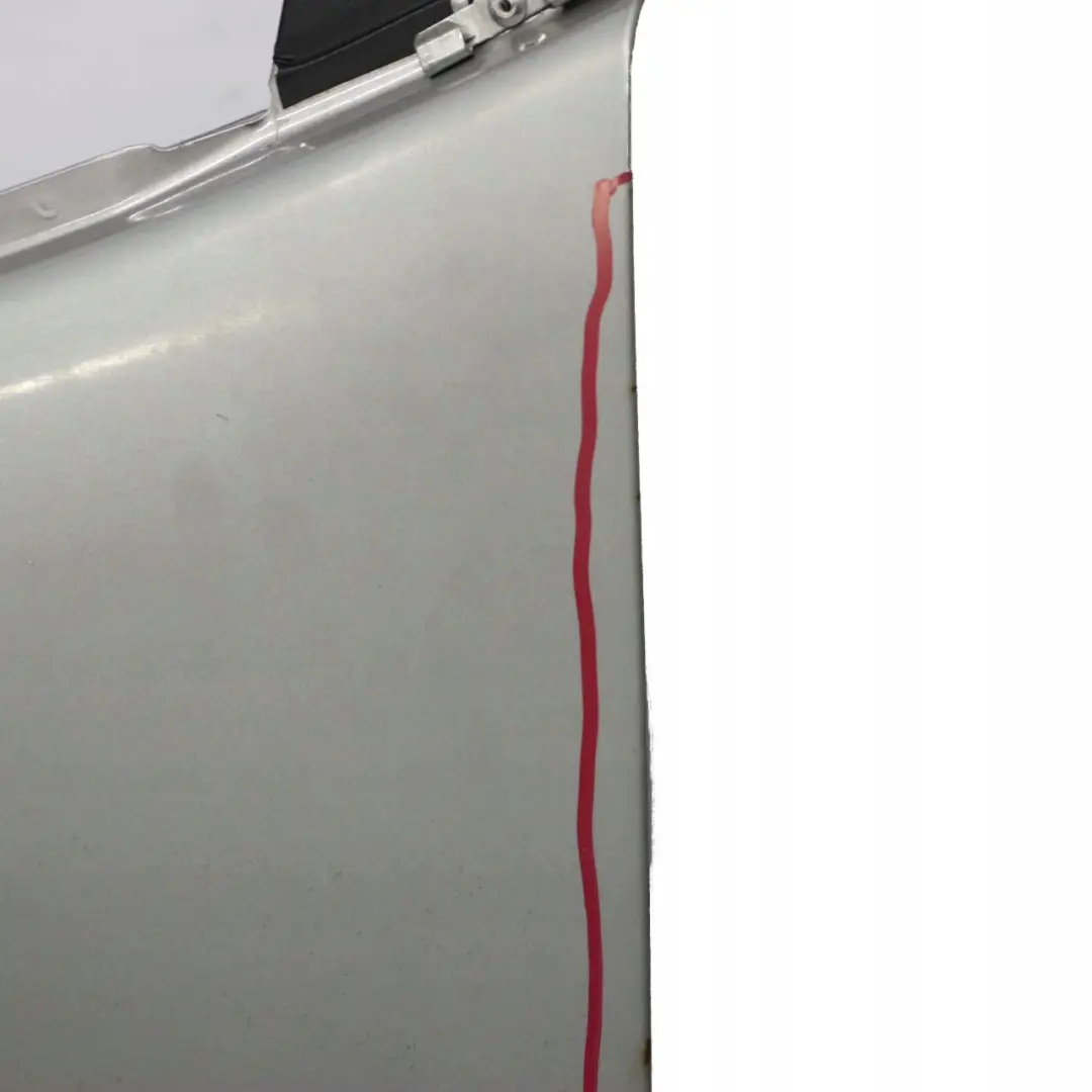 Puerta Trasera Izquierda Plata Claro Lunar Metalizado - 706 para Mercedes W168 con número de pieza A1687302305 Mercedes W168 Puerta Trasera Izquierda Plata Claro Lunar Metalizado - 706 - SKU A1687302305-MOON - Número de pieza A1687302305