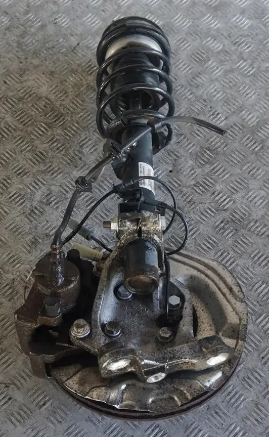 N47N Delantero Izquierdo M Sport Spring Strut Leg Suspension para BMW E90 320d con número de pieza 6796159 BMW E90 320d N47N Delantero Izquierdo M Sport Spring Strut Leg Suspension - SKU 6796159-1 - Número de pieza 6796159