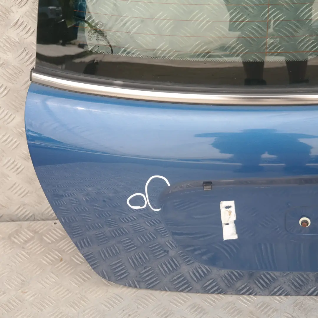 Klapa tylna tył Lightning Blue A63 do MINI Cooper R56 o numerze 2752015 MINI Cooper R56 Klapa tylna tył Lightning Blue A63 - SKU 2752015-LB6 - Numer Części 2752015