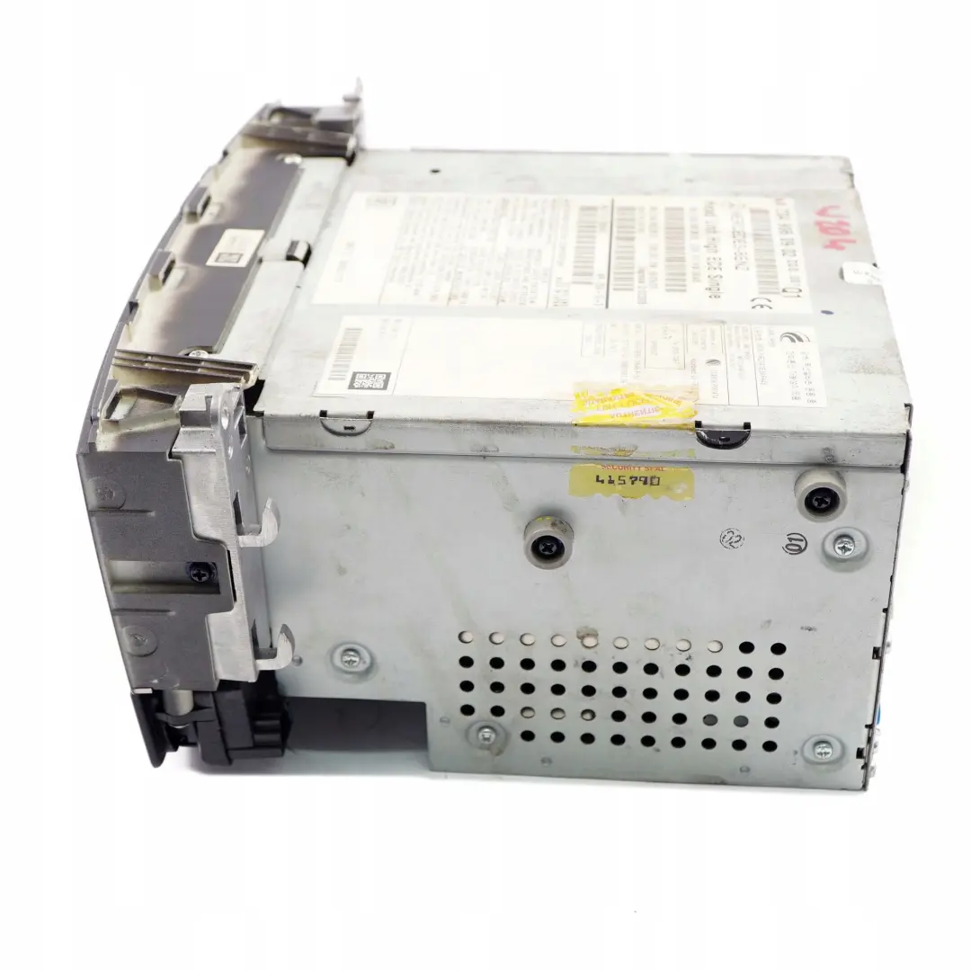 Mercedes-Benz C-Class W204 COMAND Navi CD Player Radio Head Unit to with Part number A2049060902 Mercedes-Benz C-Class W204 COMAND Navi CD Player Radio Head Unit - SKU A2049060902 - Part number A2049060902