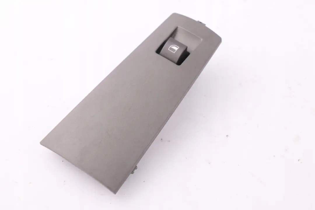 BMW E65 Ventana Interruptor Acabado Cubierta Delantera Pasajero Gris - SKU 7024647 - Número de pieza 7024647