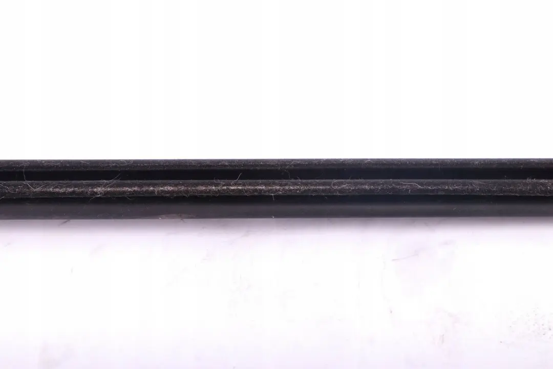 Schachtabdichtung Arriere Interieur Gauche pour Mini Cooper R57 Cabriolet à propos du numéro de pièce 7190613 Mini Cooper R57 Cabriolet Schachtabdichtung Arriere Interieur Gauche - SKU 7190613 - Numéro de pièce 7190613