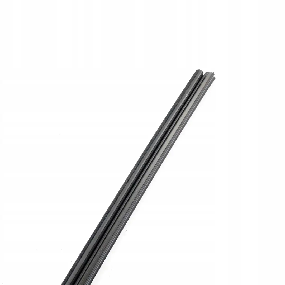 Mercedes-Benz A W169 Rear Left Right Door Window Inside Seal Rail para con número de pieza A1697352265 Mercedes-Benz A W169 Rear Left Right Door Window Inside Seal Rail - SKU A1697352265 - Número de pieza A1697352265