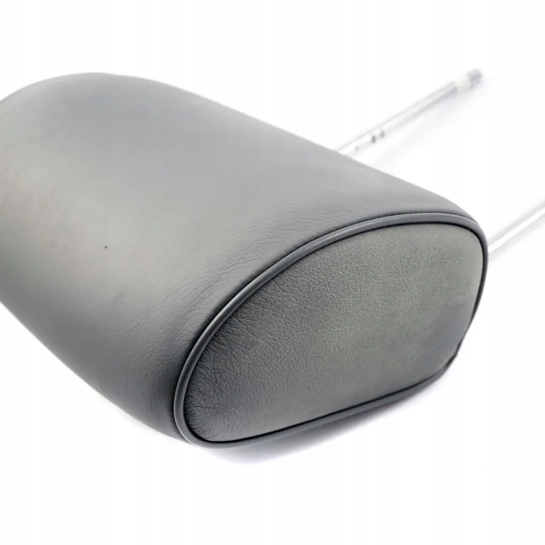 Zagłówek przód skóra grey do Mercedes W210 KOMBI o numerze A2109704450 Mercedes W210 KOMBI Zagłówek przód skóra grey - SKU A2109704450 - Numer Części A2109704450