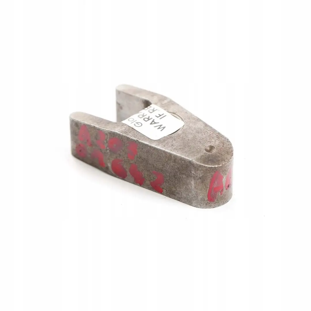 Mercedes-Benz W169 ML164 OM642 Kraftstoffeinspritzd?senhalterung pour à propos du numéro de pièce A6420160038 Mercedes-Benz W169 ML164 OM642 Kraftstoffeinspritzd?senhalterung - SKU A6420160038 - Numéro de pièce A6420160038