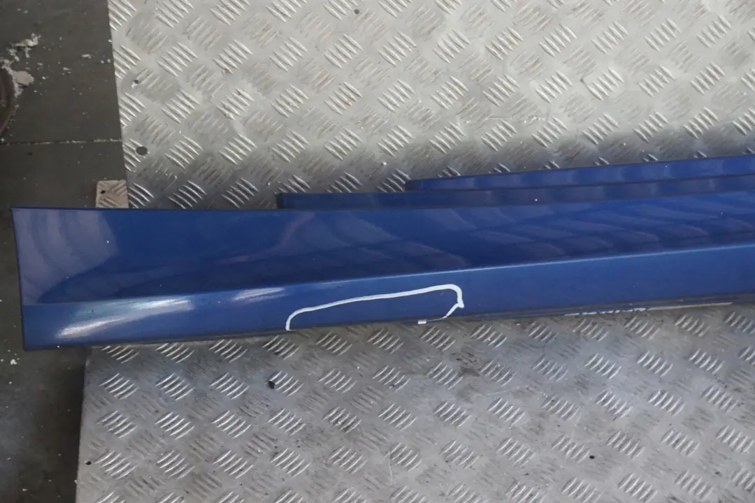 BMW 1 er 5 E81 E82 E88 Schwellerleiste Blende Schweller links Montegoblau Blau - SKU 0036143-MTB5 - Teilenummer 0036143