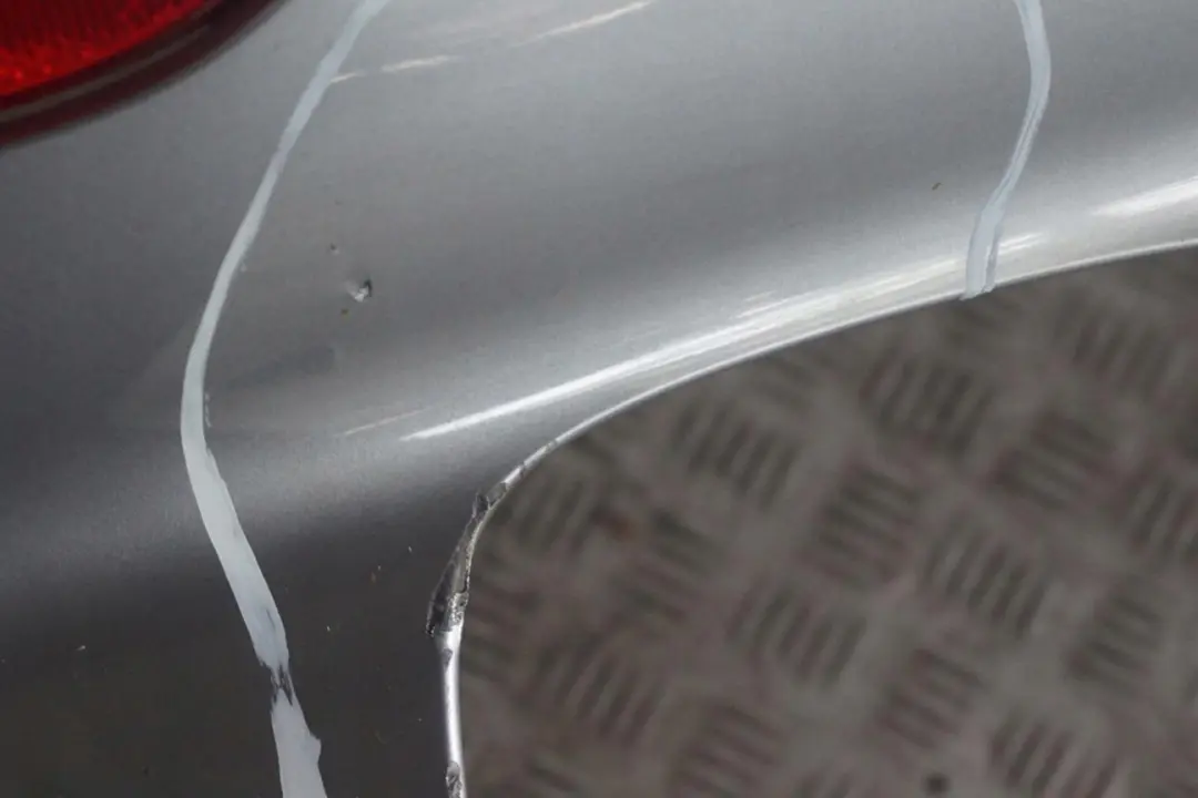 Bumper PDC Silbergrau Grey Metallic - A08 to BMW 5 Series E60 3 Saloon Rear with Part number 0149318 BMW 5 Series E60 3 Saloon Rear Bumper PDC Silbergrau Grey Metallic - A08 - SKU 0149318-SBG3 - Part number 0149318