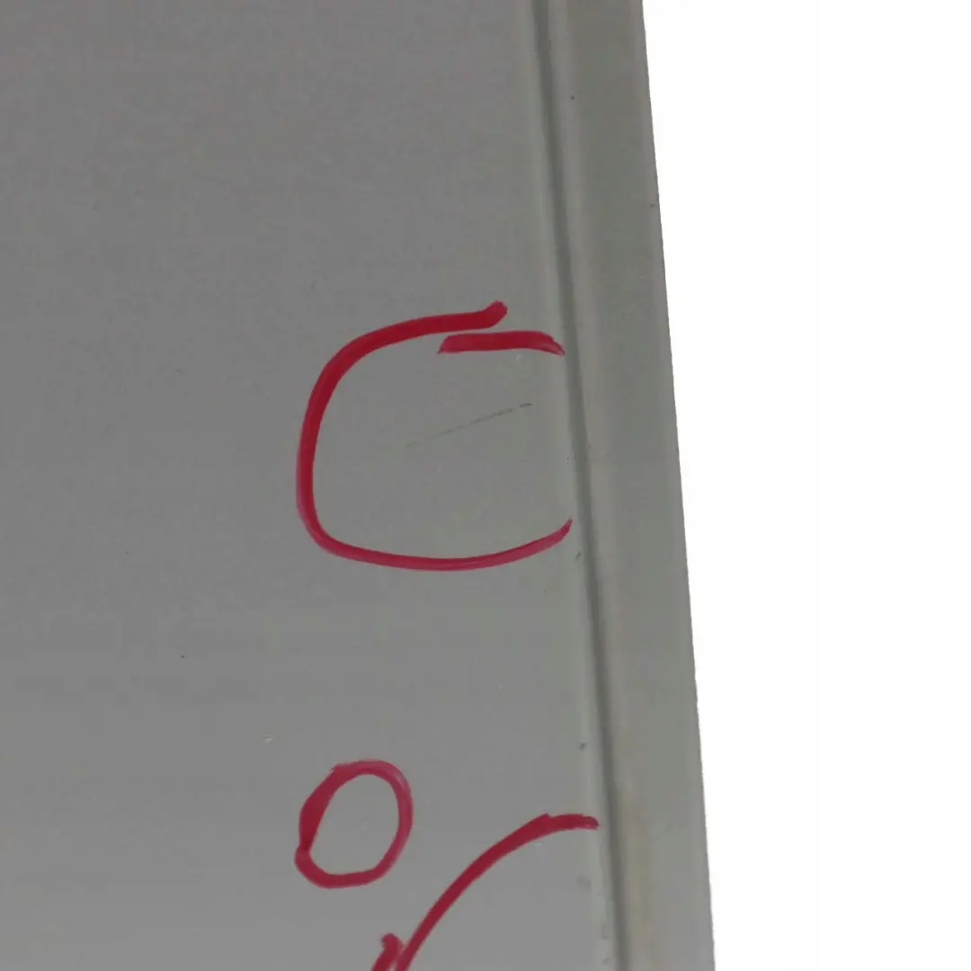 Mercedes-Benz W414 Porta Scorrevole Destra Brillante Argento Metallizzato - per con numero di parte A4147300005 Mercedes-Benz W414 Porta Scorrevole Destra Brillante Argento Metallizzato - - SKU A4147300005-BRS - Numero di parte A4147300005