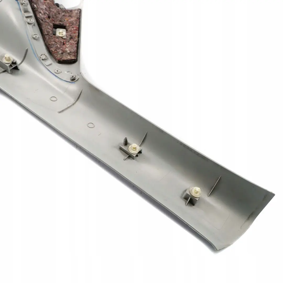 Mercedes-Benz Vito Viano W639 Capot Colonne-A Droite Gris pour à propos du numéro de pièce A6396904053 Mercedes-Benz Vito Viano W639 Capot Colonne-A Droite Gris - SKU A6396904053 - Numéro de pièce A6396904053