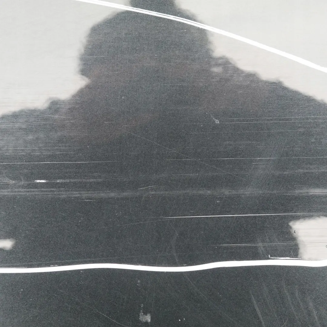 Cote Conducteur Porte Arriere Gauche Noir Saphir Metallique 475 pour BMW E90 LCI à propos du numéro de pièce 7203647 BMW E90 LCI Cote Conducteur Porte Arriere Gauche Noir Saphir Metallique 475 - SKU 7203647-BS10 - Numéro de pièce 7203647