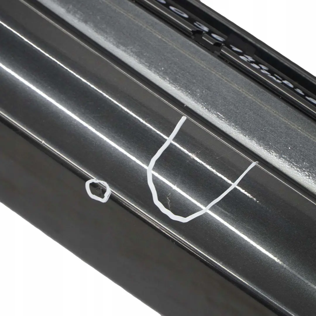 Sill Strip Side Skirt Derecha Negro Zafiro Metalizado - 475 para BMW E87 LCI 8 con número de pieza 51770036144 BMW E87 LCI 8 Sill Strip Side Skirt Derecha Negro Zafiro Metalizado - 475 - SKU 0036144-BS8 - Número de pieza 51770036144