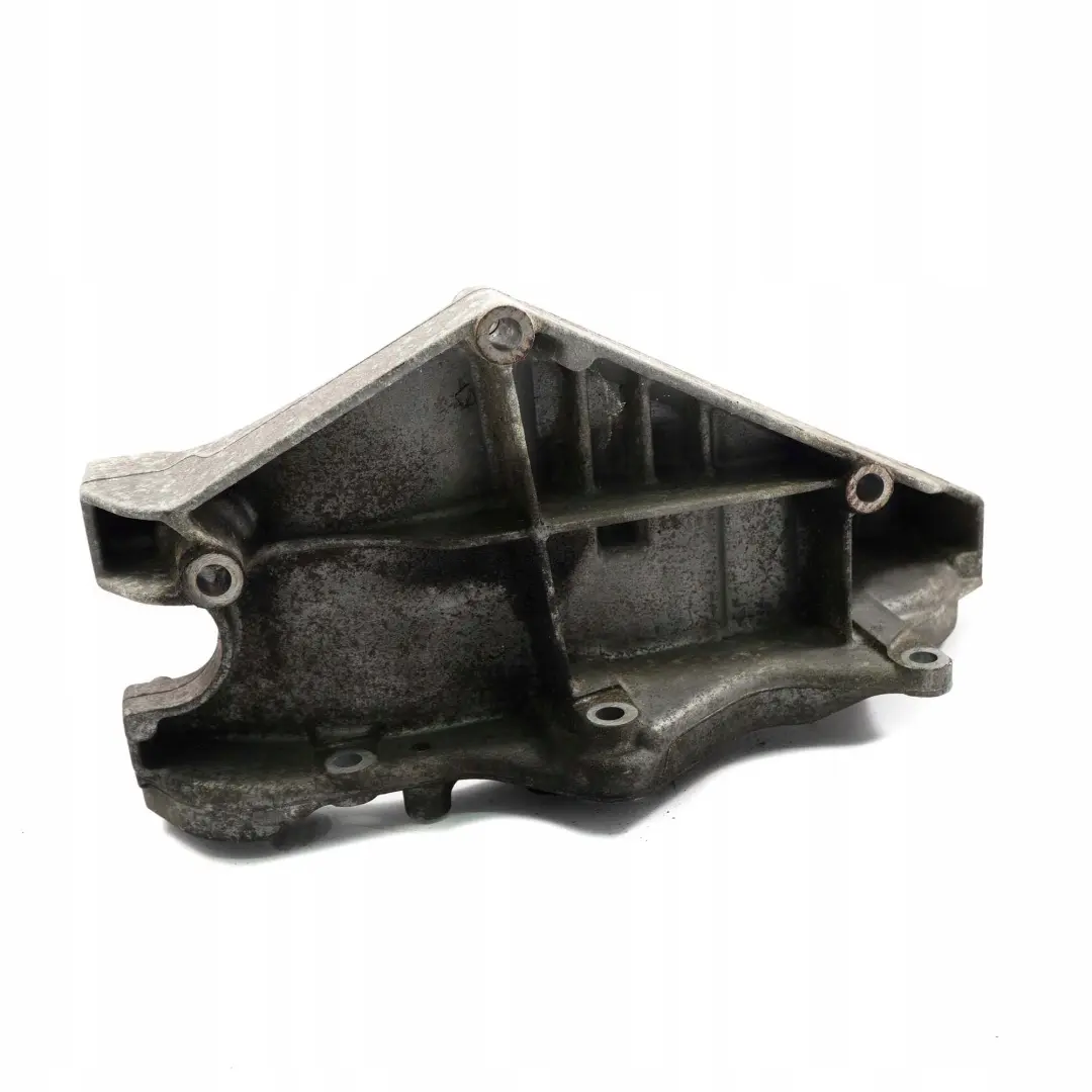 M111 C180 Łapa wspornik alternatora do MERCEDES W203 o numerze A1111551135 MERCEDES W203 M111 C180 Łapa wspornik alternatora - SKU A1111551135 - Numer Części A1111551135