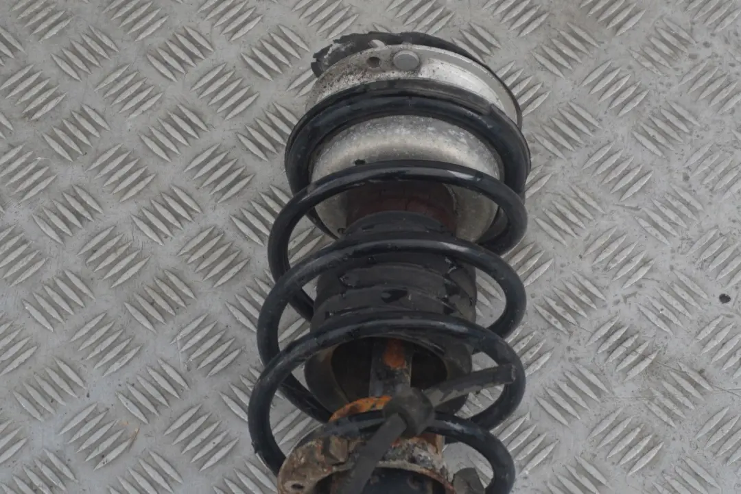 N47 Front Left N/S Spring Strut Brake Suspension Leg Hub to BMW 1 Series E82 120d with Part number 6786021 BMW 1 Series E82 120d N47 Front Left N/S Spring Strut Brake Suspension Leg Hub - SKU 6786021-3 - Part number 6786021