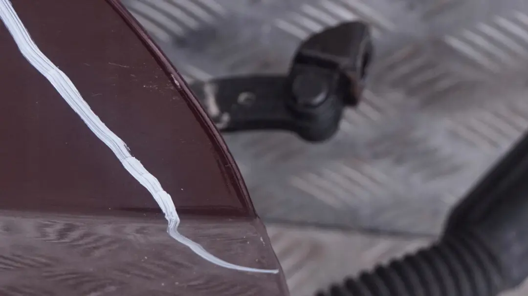 BMW E90 E91 Drzwi prawe przednie Barberarot - SKU 7203644-BAR - Numer Części 7203644