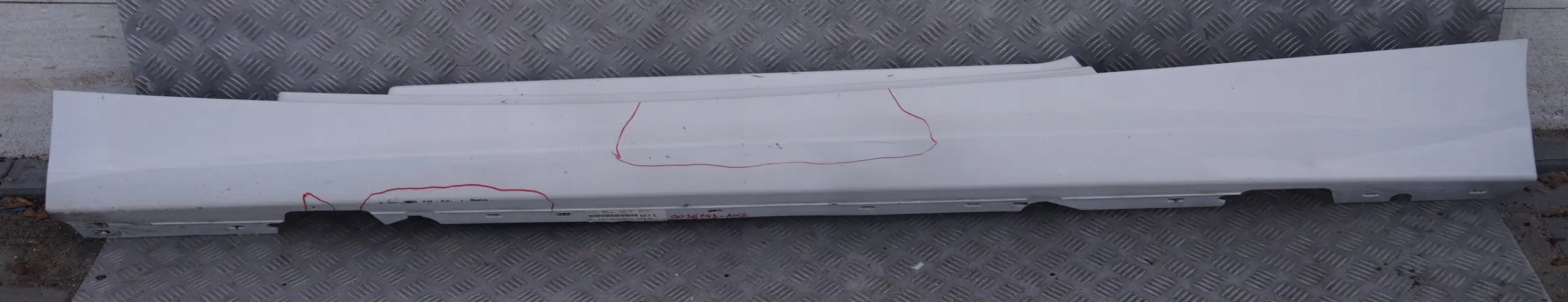BMW E81 E82 E88 Listello Portiera Verniciato SX Bianco Alpino Bianco
