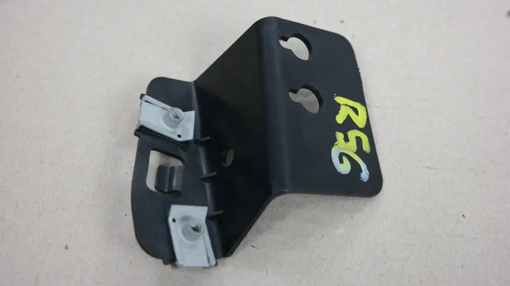 BMW Mini Cooper R56 R56N Fuel Filler Flap Actuator Holder Catch - SKU 2752429 - Part number 2752429