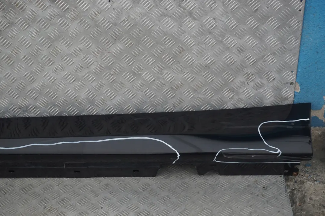 BMW E90 E91 Listello Portiera Apertura Gonna Sinistro Nero - SKU 0032951-SCH8 - Numero di parte 32951