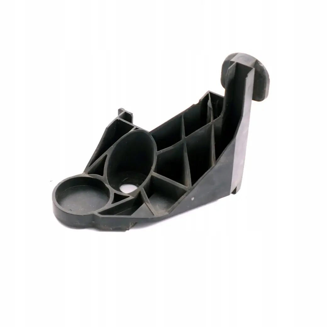 BMW E46 Berlina Touring Delantero Izquierdo Soporte Guardabarros - SKU 7030619 - Número de pieza 7030619