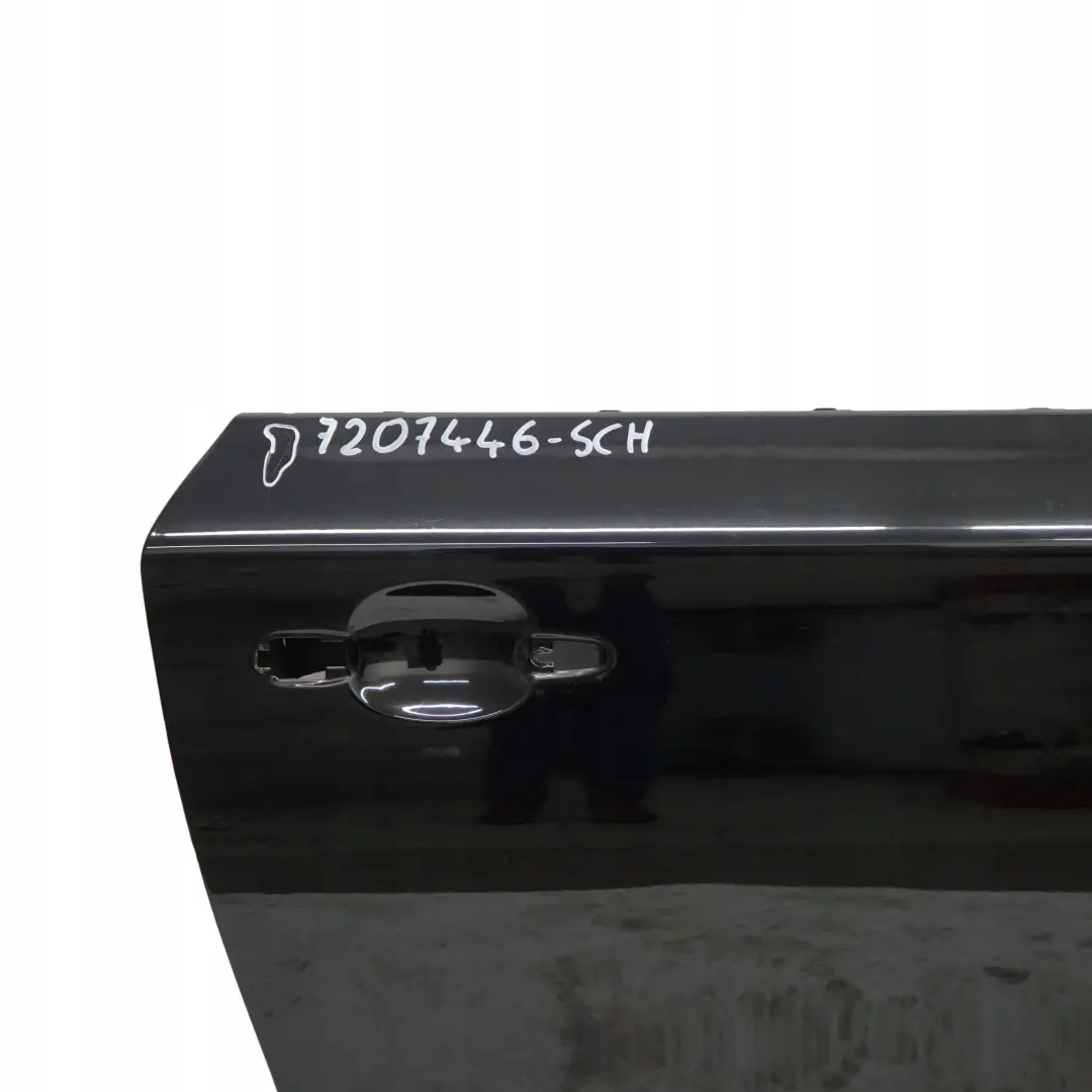Puerta Delantera Derecha Schwarz 2 Jet Black - 668 para BMW E81 E82 E88 con número de pieza 7207446 BMW E81 E82 E88 Puerta Delantera Derecha Schwarz 2 Jet Black - 668 - SKU 7207446-SCH - Número de pieza 7207446