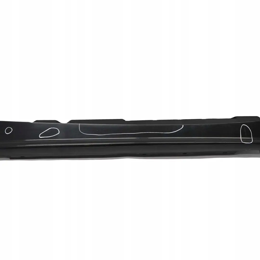 Faldón Lateral Derecho Negro Zafiro Metalizado - 475 0032948 para BMW E87 con número de pieza 51770032948 BMW E87 Faldón Lateral Derecho Negro Zafiro Metalizado - 475 0032948 - SKU 0032948-BS1 - Número de pieza 51770032948