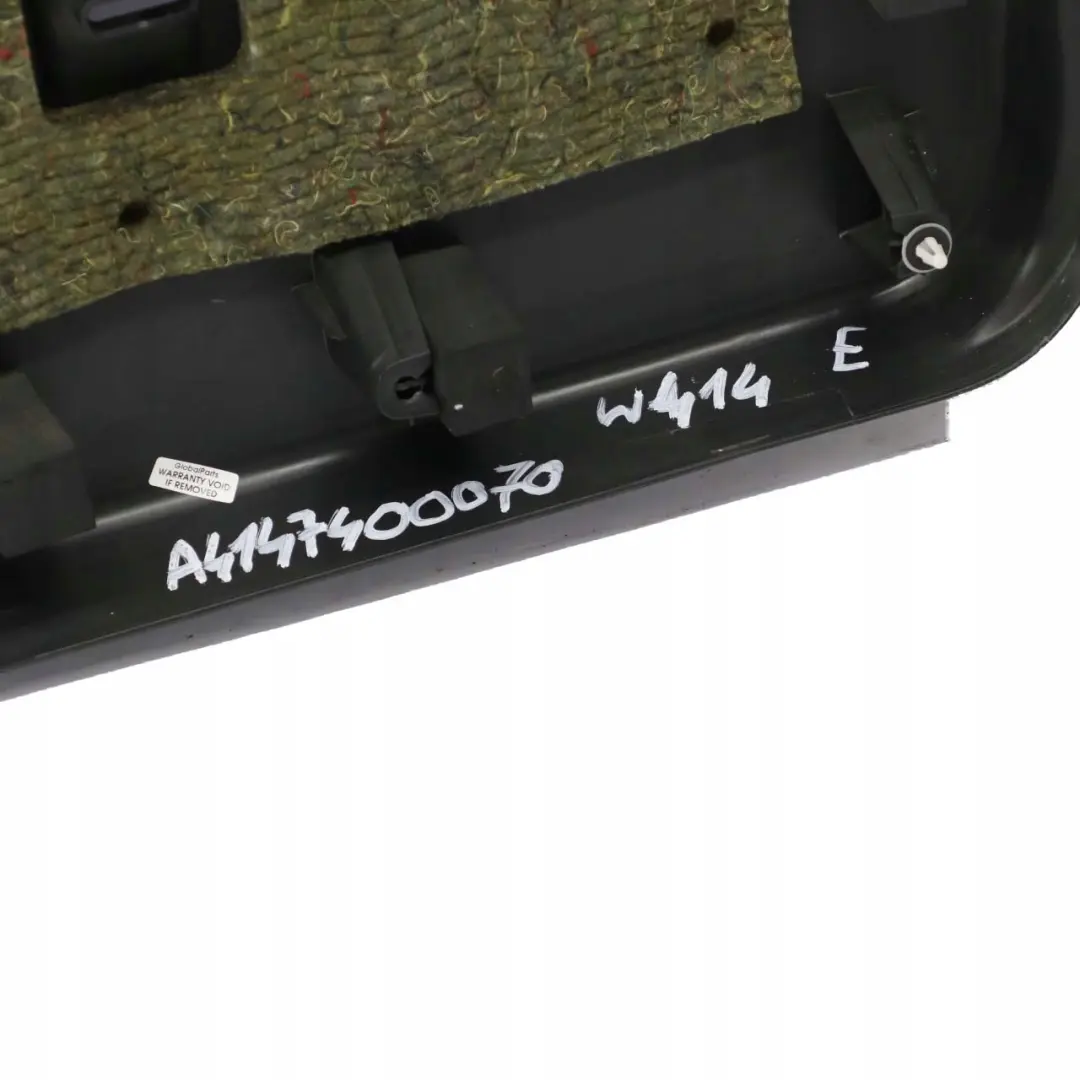 Mercedes-Benz Vaneo W414 Maletero Trasero Porton Trasero Panel Interior Cubierta para con número de pieza A4147400070 Mercedes-Benz Vaneo W414 Maletero Trasero Porton Trasero Panel Interior Cubierta - SKU A4147400070 - Número de pieza A4147400070