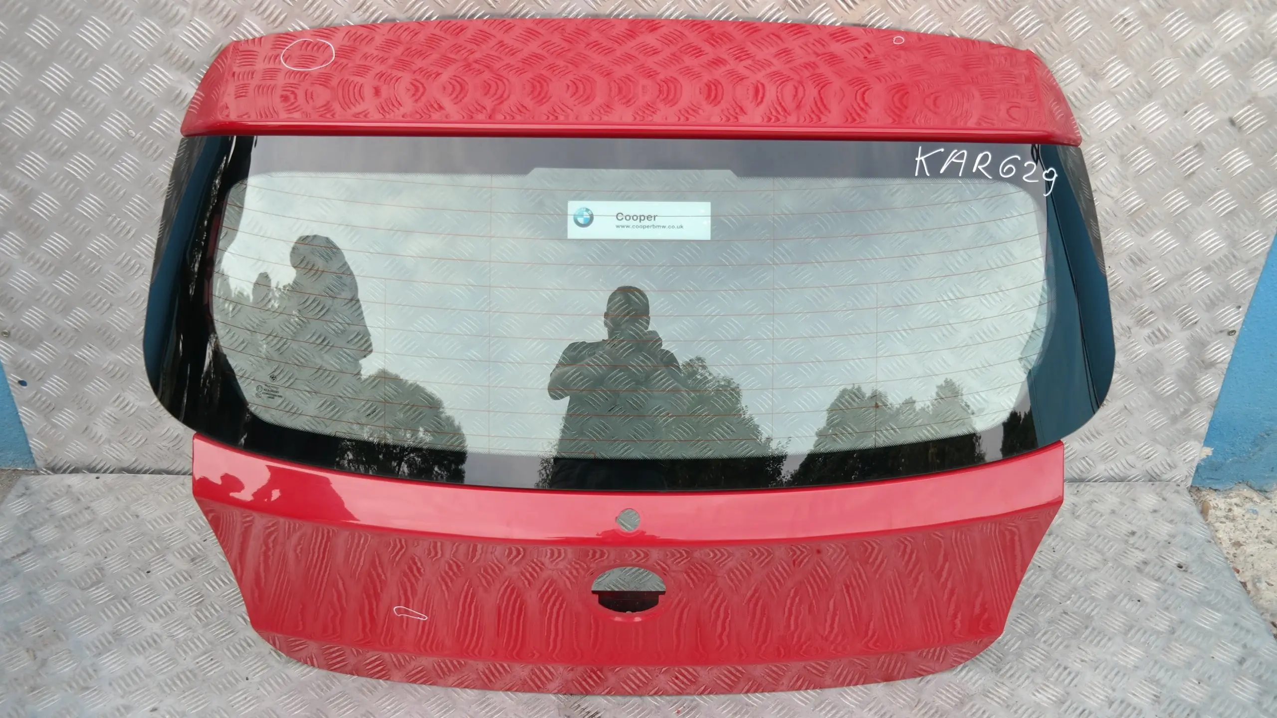 Genuine BMW 1 SERIES E81 E87 Trunk lid Tailgate Boot Lid Karmesinrot Red Rot A61