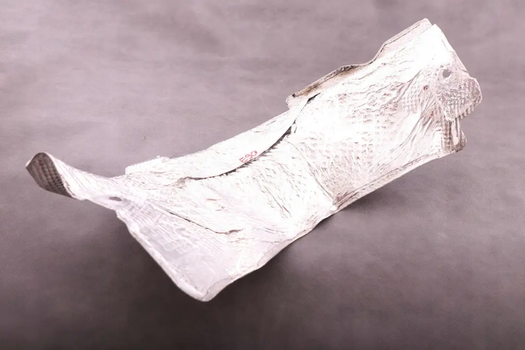 Plaque d'isolation Thermique de la Paroi Avant pour BMW E84 E90 E91 E93 à propos du numéro de pièce 7072693 BMW E84 E90 E91 E93 Plaque d'isolation Thermique de la Paroi Avant - SKU 7072693 - Numéro de pièce 7072693