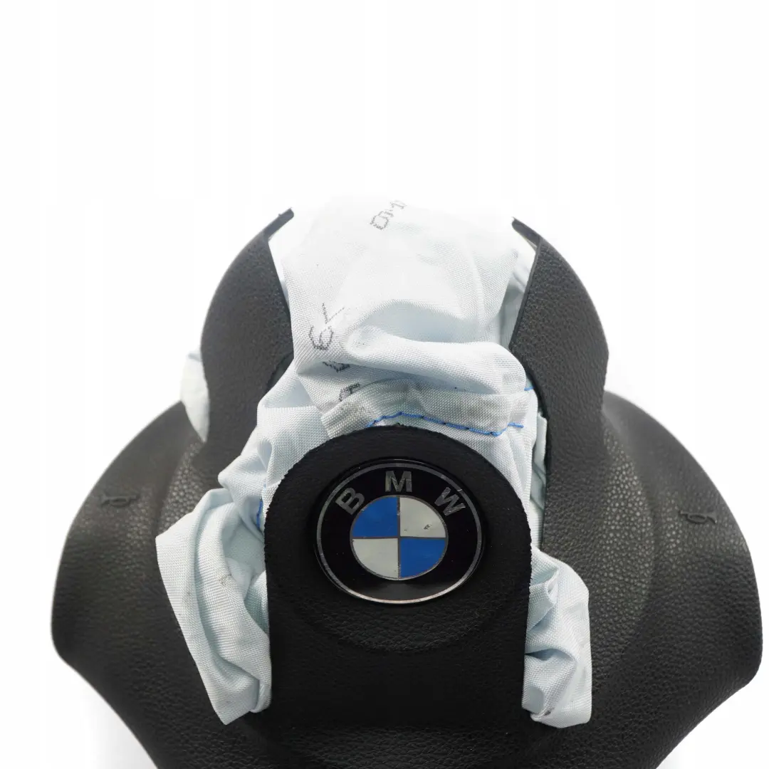 Poduszka airbag kierowcy do BMW 1 E81 E87 o numerze 6779828 BMW 1 E81 E87 Poduszka airbag kierowcy - SKU 6779828 - Numer Części 6779828