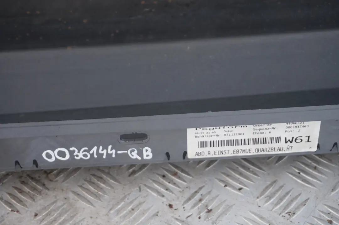 BMW E87 LCI Listello Portiera Apertura Gonna Destra Quarzo-Blu - SKU 0036144-QB - Numero di parte 0036144-QB