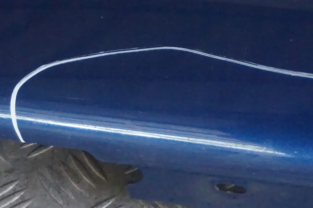 BMW E87 E87N M SPORT Faldón lateral derecho Le Mans Blau Blue - SKU 0033556-LMB1 - Número de pieza 0033556