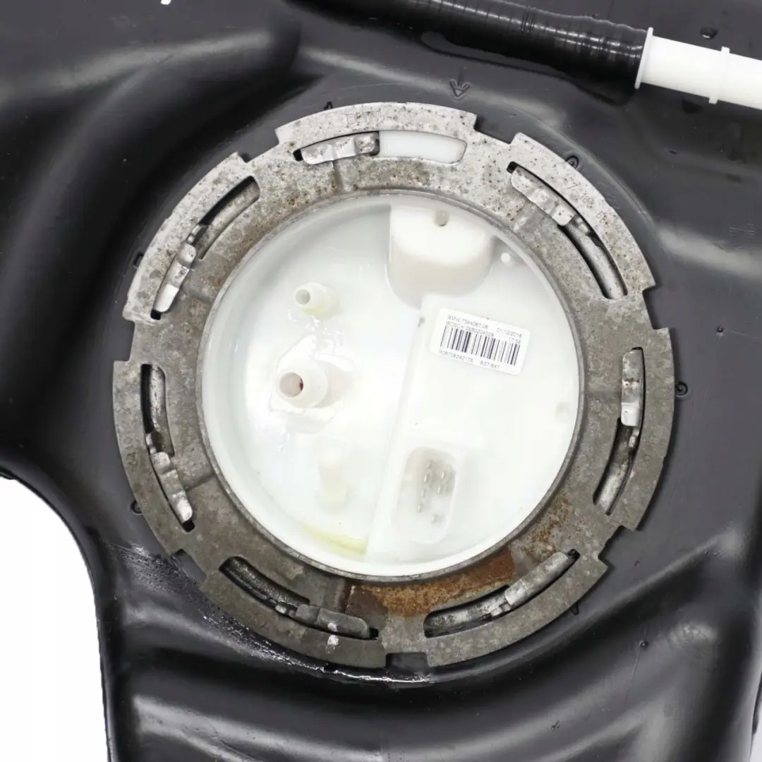 B37 B47 Tanque De Combustible Diesel Completo para BMW F20 F21 F22 con número de pieza 7294607 BMW F20 F21 F22 B37 B47 Tanque De Combustible Diesel Completo - SKU 7294607 - Número de pieza 7294607